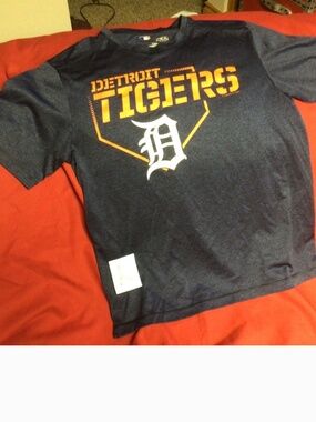 MLB Z Detroit Tigers tshirt